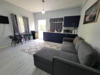 New Listing-Bungalow Verde 1 Bedroom - 4