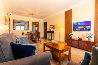 Elegant 2BR-Stunning Ntinda Views-Prime Location - 9