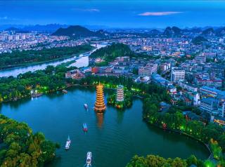 Ting Ran Yun Ju Hotel (Guilin Xiangshan Scenic Area & Two Rivers and Four Lakes Branch) - 1
