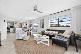 Spacious Condo Near the Beach w/ Boat Slip - 5