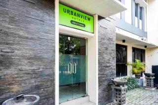 Urbanview Solo Tiara Hotel - 8