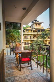 Hotel Riverside with Swimming pool - 8