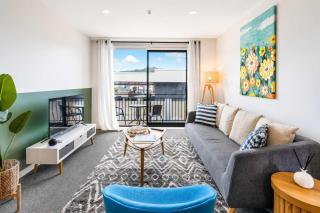 Newtown Tranquility Spacious 2-Bedroom Apartment - 6