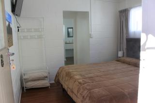 Riverside Haven Lodge & Holiday Park - 8