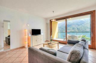 Va Pensiero sul Lago: Lake Maggiore Stunning View Balcony - Happy Rentals - 3
