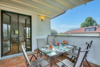 Connie's Apartment Modern 2BR, Private garden, Mountain Views in Monvalle - Happy Rentals - 8