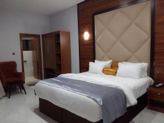 Ken Suite Horel and Resort - 9