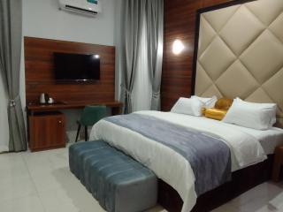 Ken Suite Horel and Resort - 3