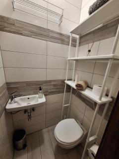 Republic5 Garden Apartment - 5