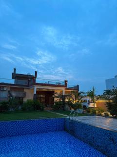 The Jungle Retreats Farmhouse - 5