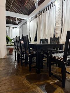Almasi House - 3
