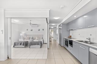 What a View - 2 Bedroom Apartment - 6