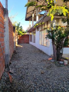 E&R House - 1