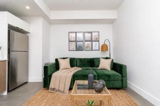 Urban Oasis in Miami Close to Bayside and Brickell with Free Parking - 9