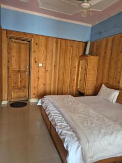 Hotel Hill Paradise at Nagthat, Chakrata - 2