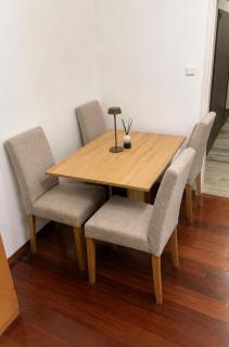 Vienna Apartment near U-Bahn up to 4 Guests 2,5 km to Center Bed Sofa Bed Wi-Fi - 1