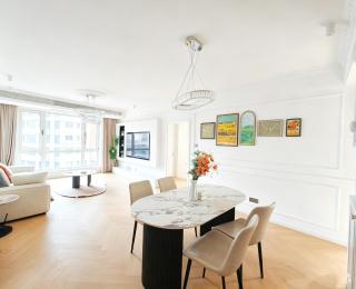Spacious 3 Bedroom Walk to The Bund Yuyuan Garden Nanjing Road - 4