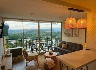 Tropical Apartment with View in Melgar - 0