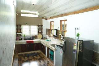 2Bhk Vacation Home Munnar, Adimaly -  - 4