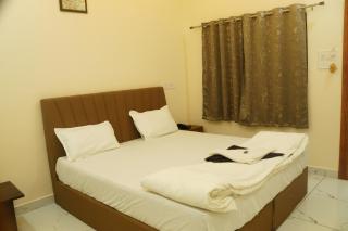 Hotel Shiv Shristi - 0