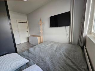 Arctic City Center Home - 5