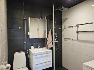 Arctic City Center Home - 6