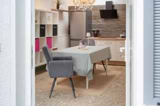 Apartment 202 - 6