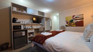 Lily's Rest, Village on Silwerstrand, Robertson - 7