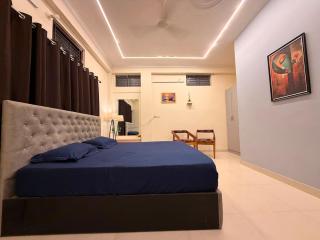 The Clubhouse Stay, Play & Unwind - 6