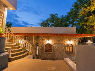 Sky rock 3BHK Luxurious Villa Mount Abu - 9