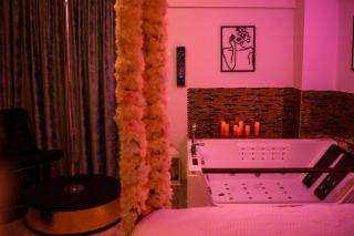 YESir Jacuzzi Suite - 4