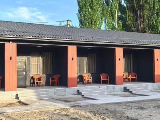 Golden Saddle Lodge - 0