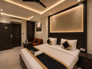 Hotel Dharma Residency - Sec 11 Noida - 3