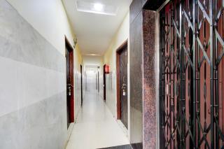 Super Collection O Gachibowli - 1