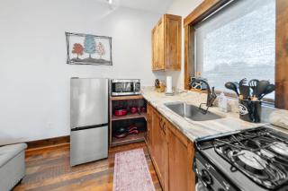 Bliss Retreat Whitefish Studio - 1