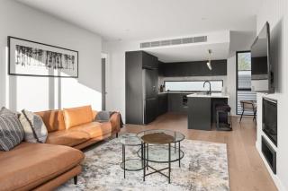 Sierra Vista - Melbourne - 2