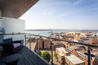 Incredible penthouse views ! with private parking - 1