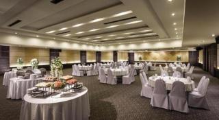 Holiday Garden Hotel - 7