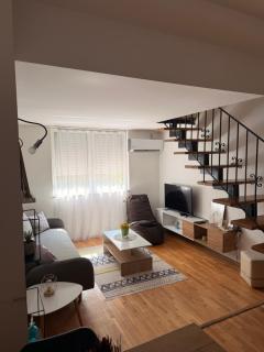 Mia’s duplex apartment - 8