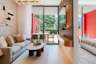 Unique Terrace in Midtown Pool - 5