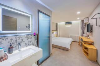 Beijing Yi Jia Hotel - 4