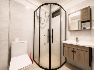 Lovely Lavington 1br - 5