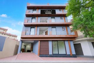 Collection O Toll Plaza Kherki Daula Manesar Formerly Hotel Sky - 9