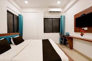 Super Collection O Besa Square Nagpur Formerly Yuva Inn - 1