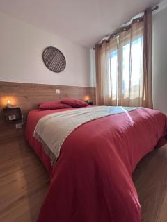 Chambre lumineuse et moderne - 7