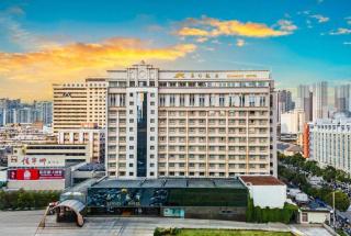 Kunming Hotel - 5