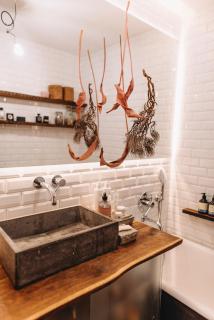 Casa Nija - Boutique Apartment with Free Parking - 1