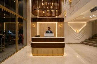 Hotel The Queens Head, City Centre - 1 Minute from New Delhi Railway Station & 5 Minute from Connaught Place - 1