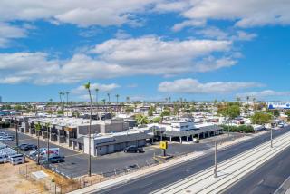 Super 8 by Wyndham Mesa Downtown Near Convention Center - 4