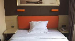 7 Days Premium·Guanyun Nanjing West Road Hesheng Plaza - 6